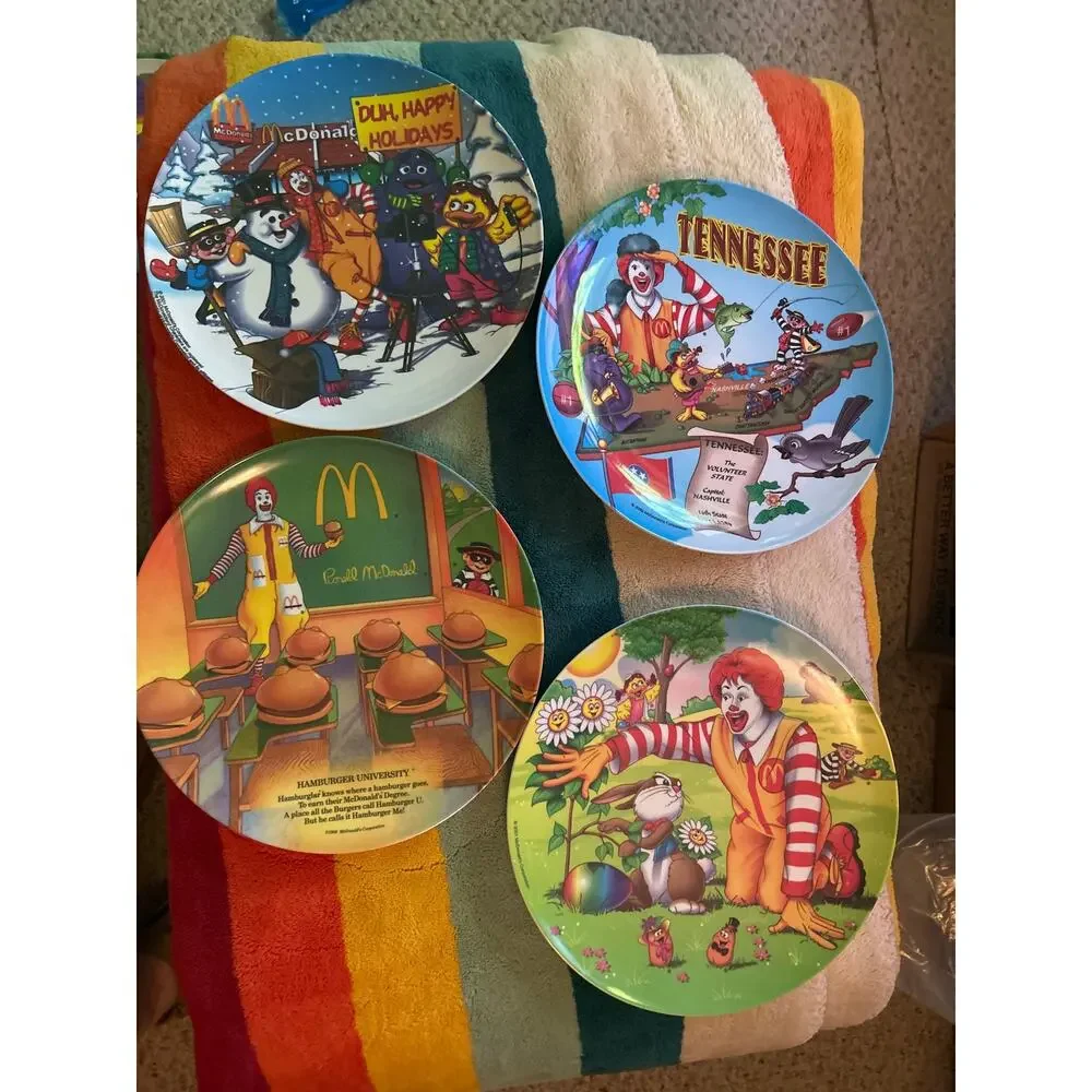 Set of 24 McDonald’s VTG plastic plates 80s to early 2000 mixed grimace Ronald